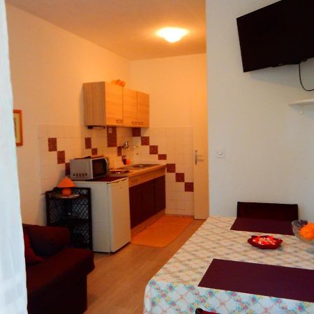 Lukacevic Apartment Split Exterior photo